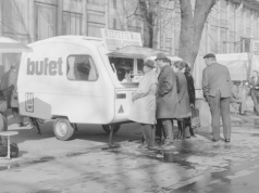 QUIZ PRL: Co się jadło w PRL-u?