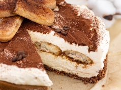 Sernik na zimno tiramisu