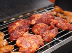 Karkówkę na grilla trzymaj w tej marynacie. Wyjdzie kruchutka i soczysta