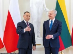 "Nadal inspiruje". Złożyli Polsce życzenia z okazji 3 maja