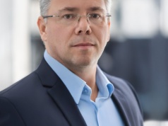 Myślał, że jedzie autostradą w stronę bogactwa. Za późno zrozumiał, że popełnił strategiczny błąd. „Byłem jak gotowana żaba”