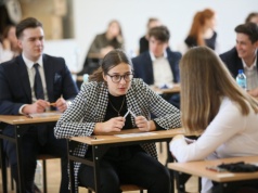 W poniedziałek rozpoczynają się matury 