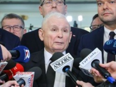 Prezes PiS uderza w Tuska ws. wojska USA. "Odkrywa prawdziwą twarz"