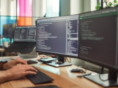 Polska spółka informatyczna z mocnym spadkiem zysku