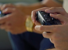 Steam Controller wyprzedał się błyskawicznie, mimo że cena nie należała do niskich. Można go było kupić bezpośrednio w sklepie Valve