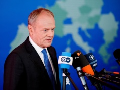 Premier mówił o "podbieraniu" żołnierzy z USA. PiS reaguje. "Tusk to Berlin", "rzecz niesłychana"