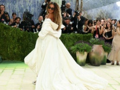 14-letnia córka Beyoncé pojawiła się na Met Gali. Organizatorzy złamali reguły