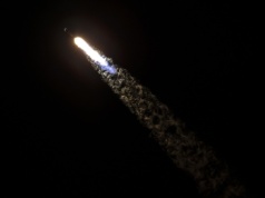 Fragment rakiety Falcon 9 uderzy w Księżyc