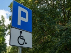 Aż 20 zł za godzinę parkowania. Nowy cennik wprawił pacjentów w zdumienie