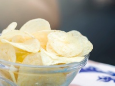 Chipsy pod lupą naukowców. Alarmujące dane o wpływie na mózg