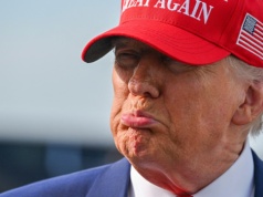Donald Trump grozi Europie wyższym cłem na samochody. Kuriozalny pretekst
