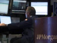 JP Morgan radzi inwestorom długoterminowym kupować na spadkach
