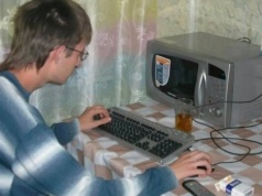 Ile zarabiają studenci w 2026 roku? Raport ujawnia przepaść między płacą a oczekiwaniami