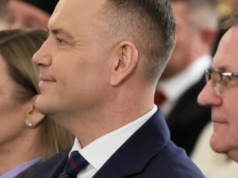 Wetując rozwody pozasądowe Nawrocki odbiera wielu kobietom szansę na dziecko
