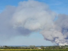 Już 200 strażaków walczy z pożarem lasu. Ważny apel starosty biłgorajskiego