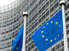 Źródła w Brukseli: Zgoda KE na umowę z programu SAFE dla Polski