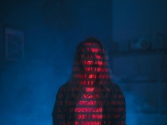 Pracownicy puszczają firmowe tajemnice w ChatGPT. Pracodawca o tym nie wie