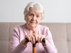 Rząd zatwierdził „bon senioralny”! Ale nie każdy senior otrzyma świadczenie!
