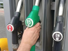 Są nowe, niższe ceny paliw. Po ile będziemy tankować w czwartek?