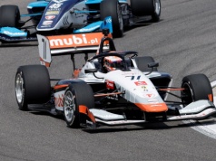 Tak, to już maj! Wyścigowy debiut Tymka Kucharczyka na Indianapolis Motor Speedway na żywo w Motowizji
