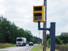 Kiedy złapie cię fotoradar? O tyle trzeba przekroczyć prędkość
