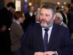 Inwestycje operatorów i stabilne regulacje kluczowe dla rozwoju rynku telekomunikacyjnego. Rośnie znaczenie suwerenności technologicznej