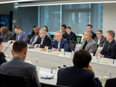 Hanwha gościła delegację amerykańską pod przewodnictwem emerytowanego admirała Harrisa
