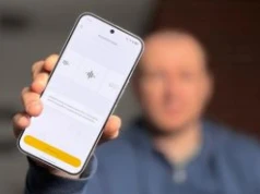 Pora odinstalować klawiaturę z telefonu. Essential Voice wymiata
