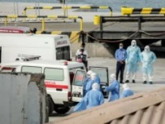 Stewardesa zakażona po kontakcie z pasażerką MV Hondius. Jest w szpitalu