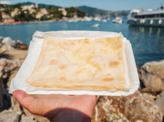 Miasteczko słynie z jednego smaku. Turyści ustawiają się po w kolejkach. Lepsza niż pizza