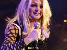 Doniesienia o stanie zdrowia Bonnie Tyler.  Jest "w śpiączce farmakologicznej"
