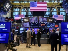 S&P 500 i Nasdaq Composite wycofały się z rekordowych poziomów