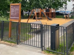 Nowy plac zabaw na Placu Sikorskiego w Krakowie już działa