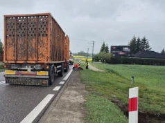 Rowerzysta potrącony przez ciężarówkę