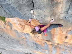 Ola Taistra podnosi poprzeczkę – free solo na „Alfredo Alfredo” 7a, 200 m