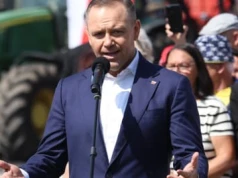 Referendum Karola Nawrockiego, czyli polityczny spektakl z bardzo słabym scenarzystą