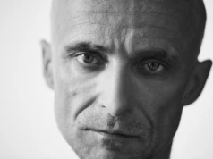 Artur Rojek prezentuje nowy utwór „Gruby, mały”!
