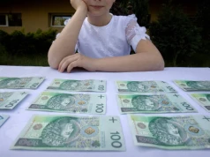 Ksiądz ostro o drogich prezentach dla dzieci. "Przyjęcie komunii jest tylko dodatkiem"