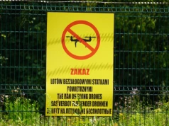 W Warmińsko-Mazurskiem znaleziono drona z rosyjskimi napisami