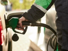 Orlen ponownie obniżył hurtowe ceny paliw. Spadają też ceny maksymalne na stacjach