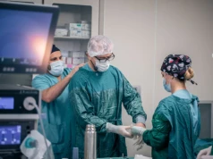 Terapia lekami GLP-1 przed operacją bariatryczną zwiększa utratę masy ciała nawet do 25%
