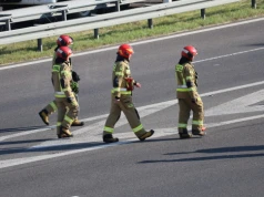 Utrudnienia na S17 w Rykach. Awaria ciężarówki i wyciek płynów eksploatacyjnych