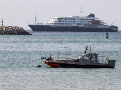 MV Hondius w porcie na Teneryfie. Stwierdzono na nim hantawirusa