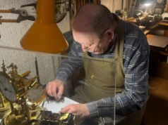 Odwiedzamy najstarszego zegarmistrza we Wrocławiu. Zegary naprawiają u niego nawet Francuzi i Hiszpanie