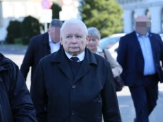 Awantura na miesięcznicy smoleńskiej. Nie było kilku ważnych polityków PiS