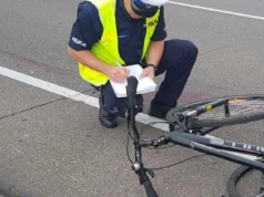 6-letnia dziewczynka ranna w wypadku na rowerze. Zderzenie z samochodem