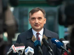 TV Republika pomogła Ziobrze? Ujawniono kulisy. Tajemnicza reakcja Sakiewicza
