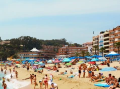 Zabawa na plaży kosztowała ich fortunę. Sąd wydał wyrok po 11 latach