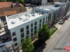 Trwa mieszkaniowa inwestycja przy ulicy Bolka Świdnickiego. Kto może się starać o lokal? Gdzie złożyć wniosek?