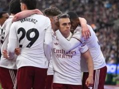 VAR uszczęśliwił Arsenal. Kanonierzy krok od tytułu